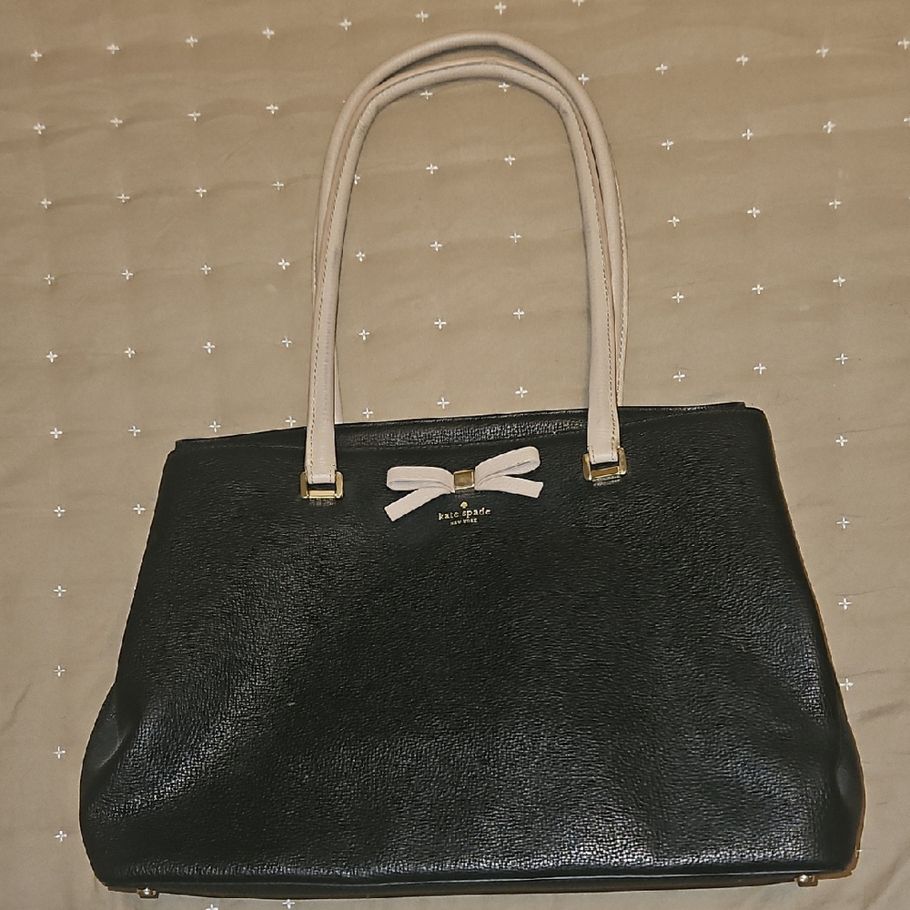 Kate Spade Black and Cream Shoulder Bag